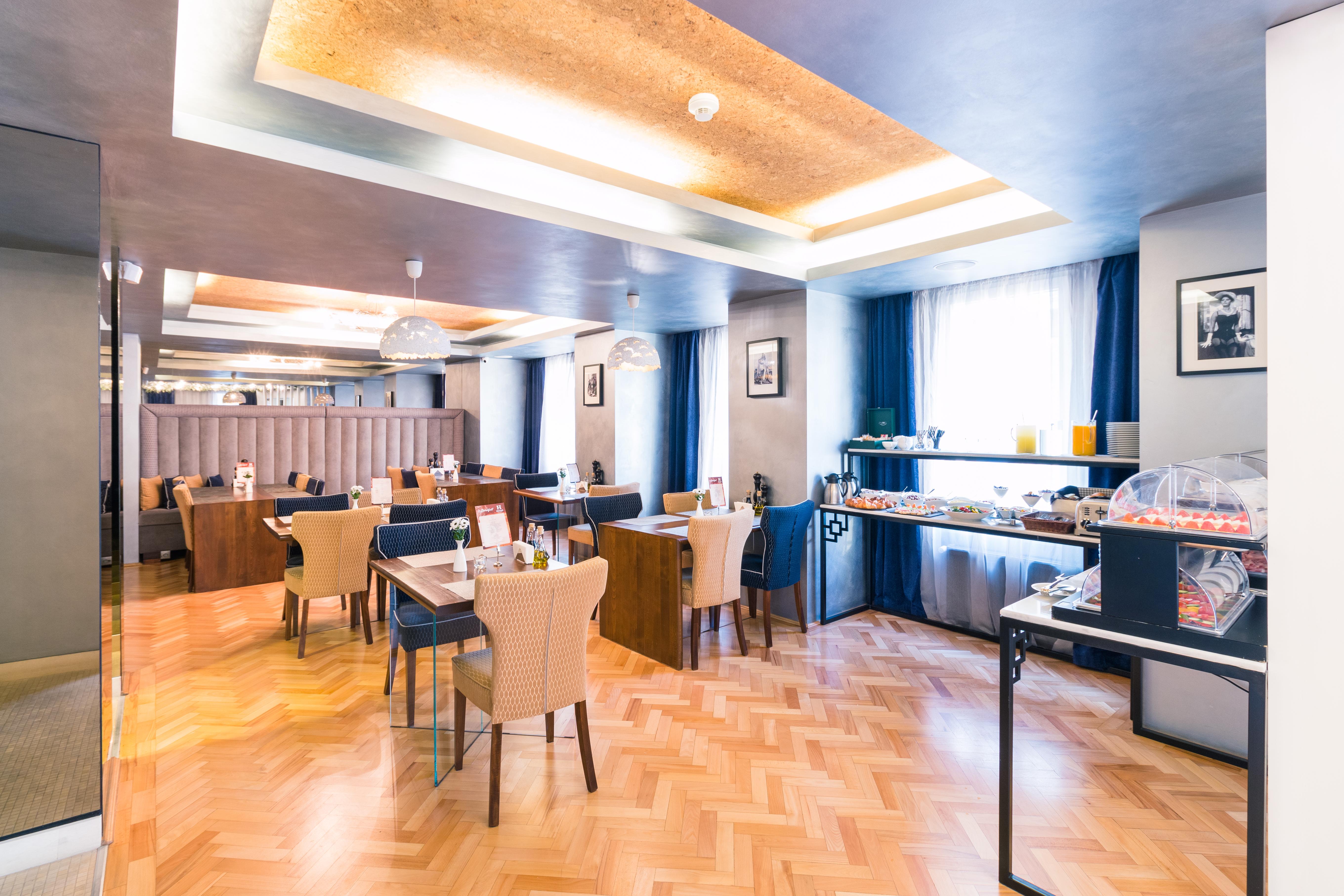 Venis Boutique Hotel